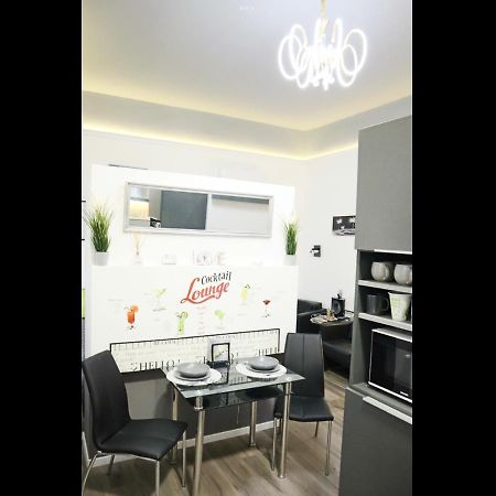 Your Lovely Home In The Heart Of บูดาเปสต์ ภายนอก รูปภาพ