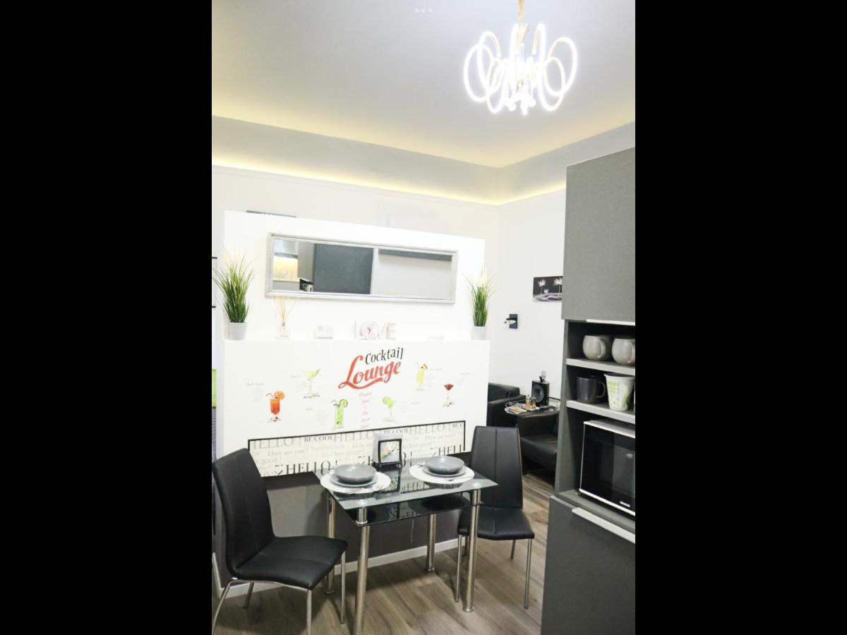 Your Lovely Home In The Heart Of บูดาเปสต์ ภายนอก รูปภาพ